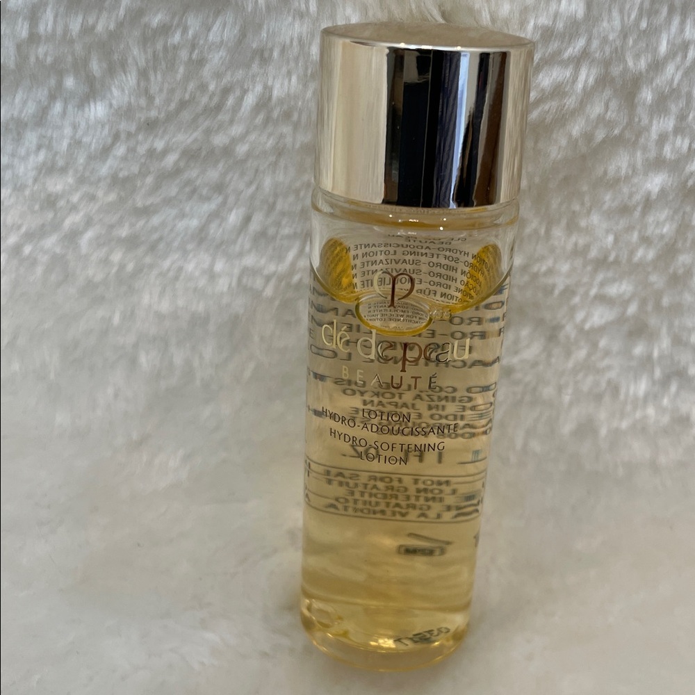 Clé de Peau Beauté Hydro-Softening Lotion 30ml